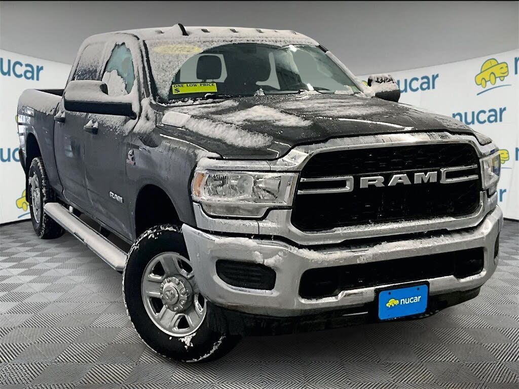 2022 RAM 3500 Tradesman Crew Cab 4WD