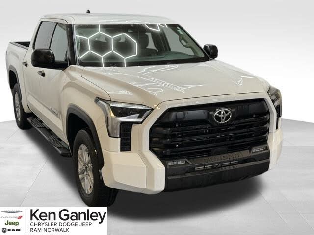 2022 Toyota Tundra SR5 CrewMax Cab 4WD
