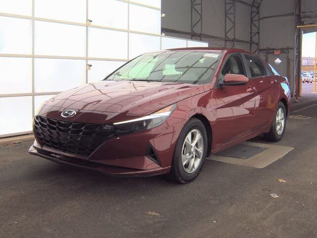 2023 Hyundai Elantra SE FWD