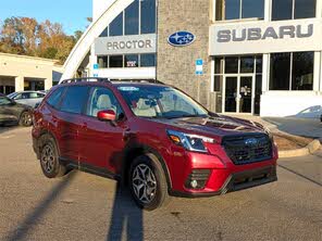Subaru Forester Premium Crossover AWD