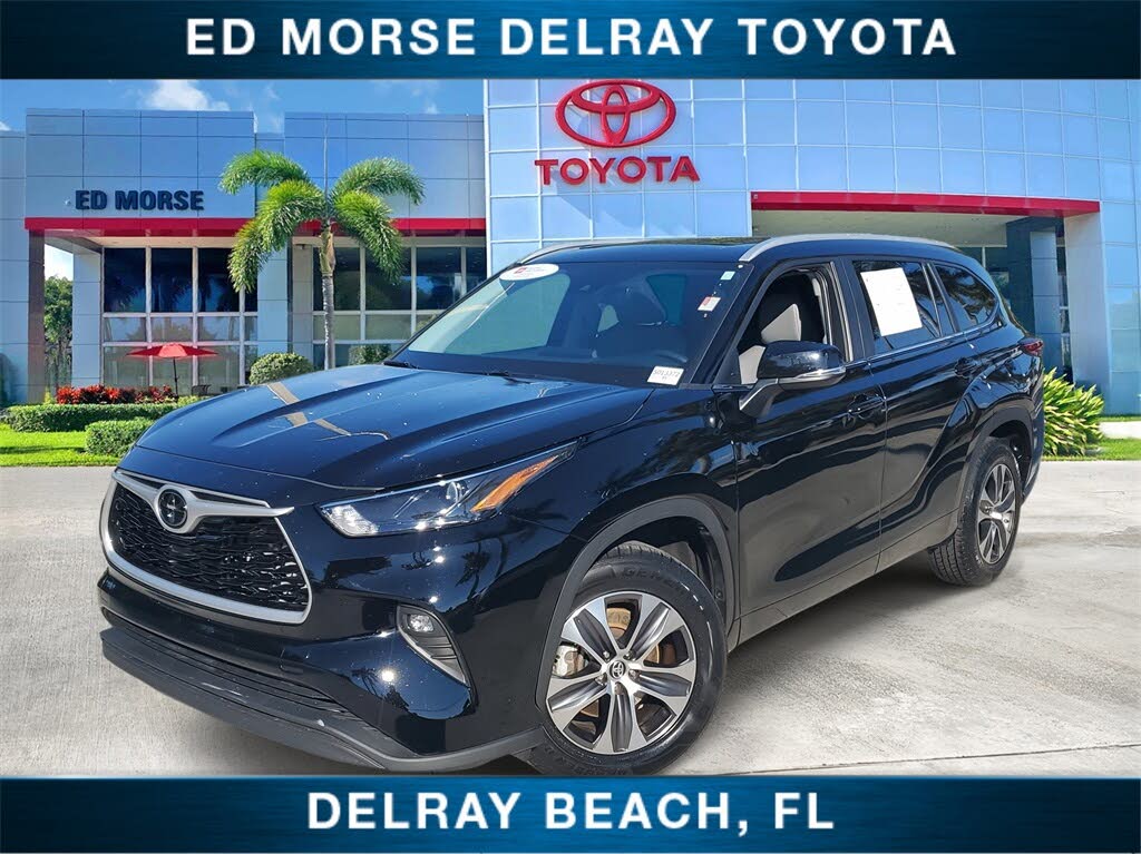 2023 Toyota Highlander XLE FWD