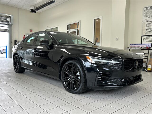 2024 Volvo S60 Recharge T8 Plus Black Edition eAWD