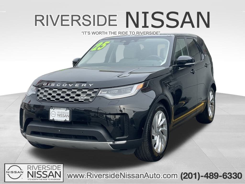 2025 Land Rover Discovery P300 S AWD