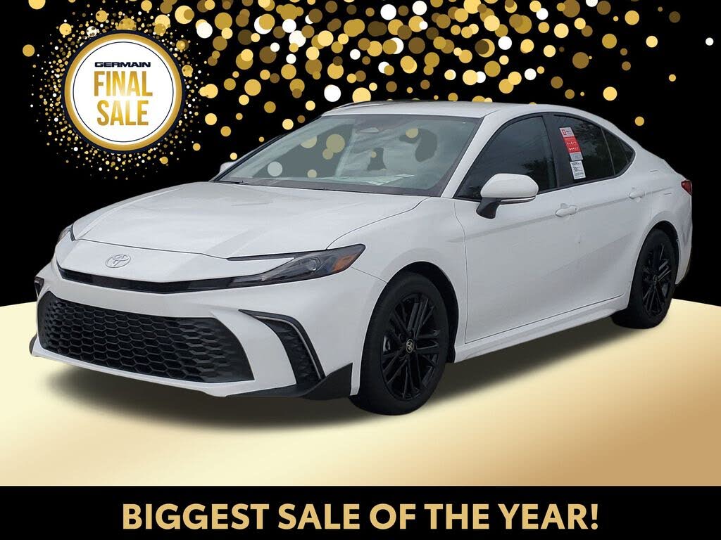 2025 Toyota Camry SE FWD