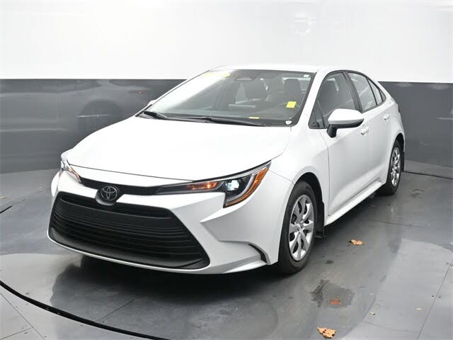 2025 Toyota Corolla LE FWD