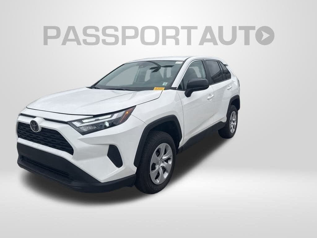 2025 Toyota RAV4 LE AWD