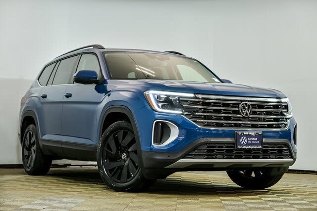 2025 Volkswagen Atlas SE 4Motion with Technology