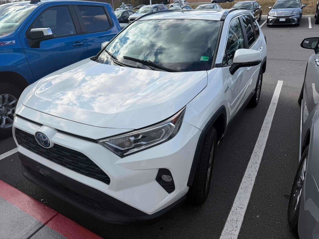 2021 Toyota RAV4 Hybrid XLE Premium AWD