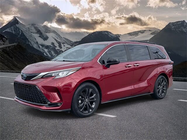 2022 Toyota Sienna XSE 7-Passenger FWD