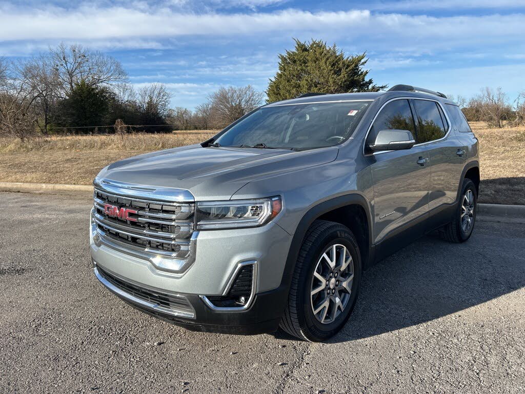 2023 GMC Acadia SLT FWD