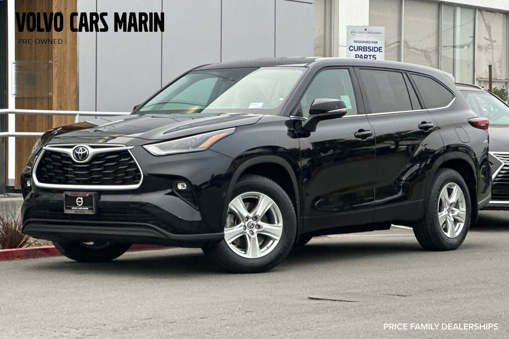 2024 Toyota Highlander LE AWD