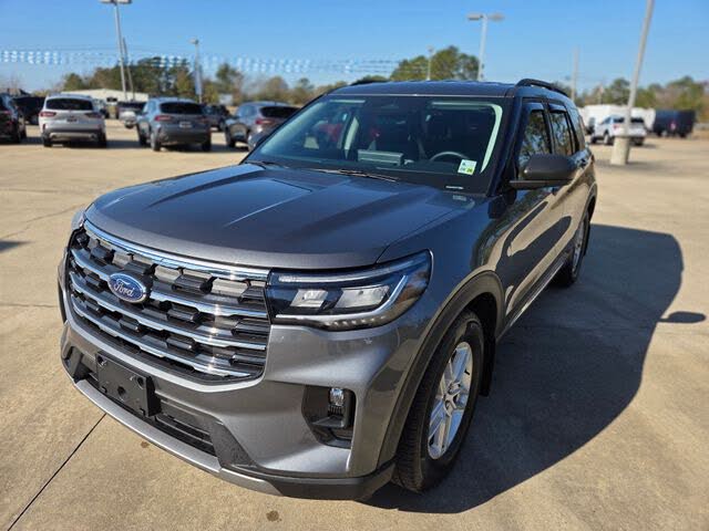 2025 Ford Explorer Active RWD