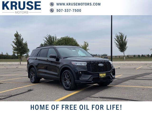 2025 Ford Explorer ST-Line AWD