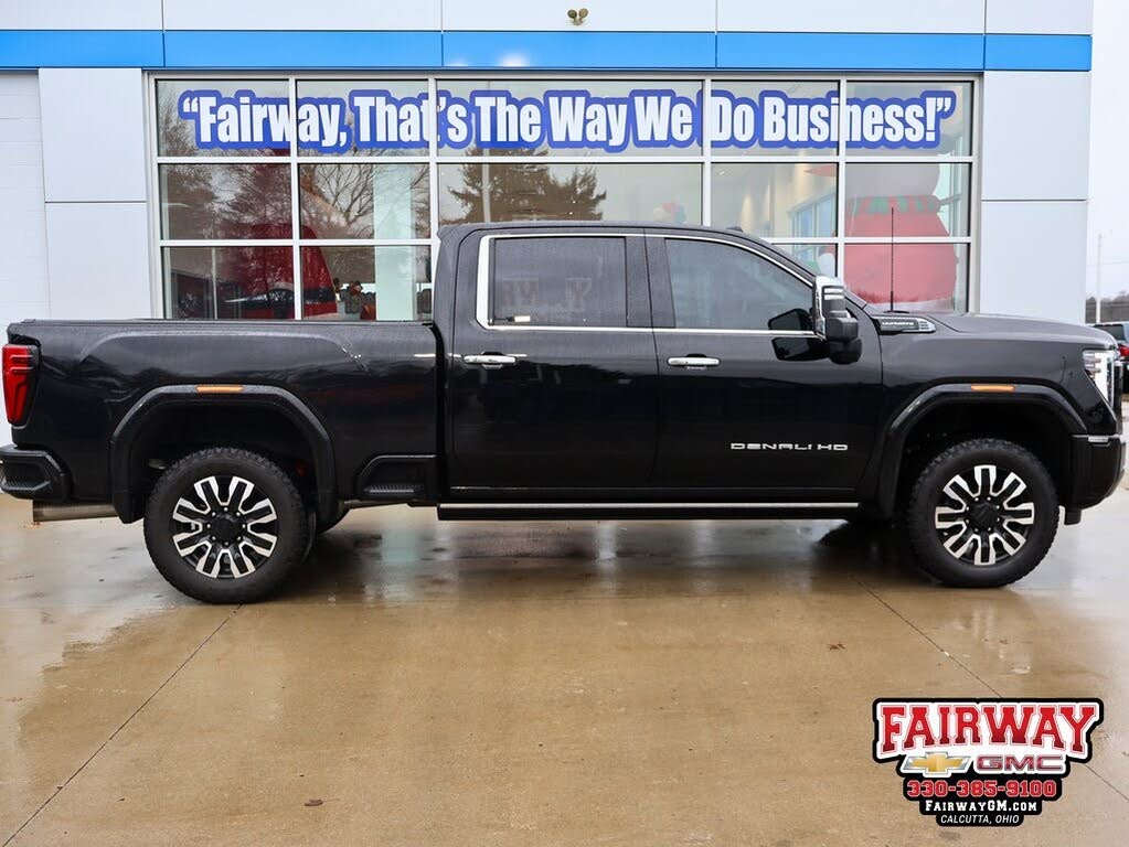 2025 GMC Sierra 2500HD Denali Ultimate Crew Cab 4WD