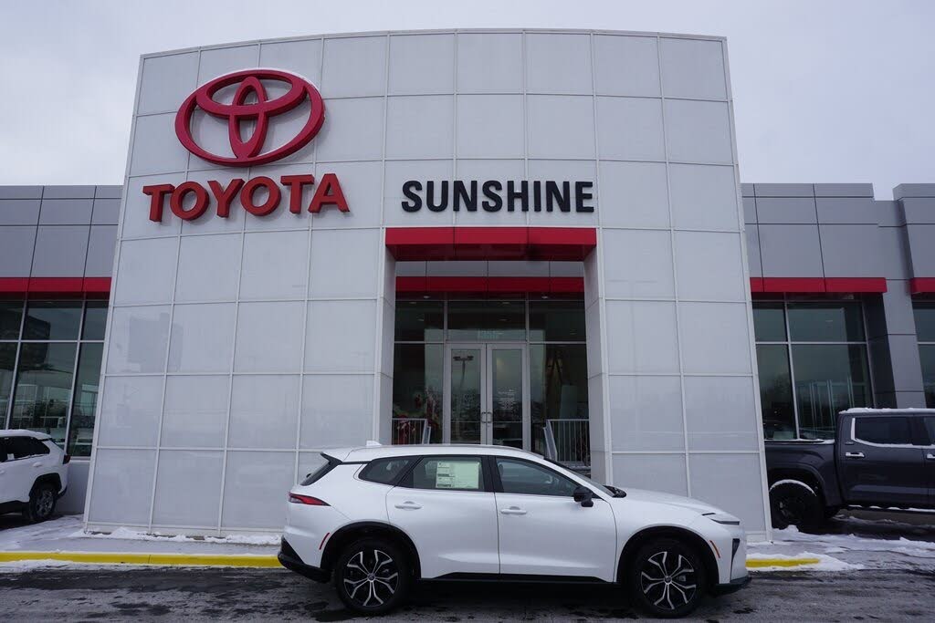 2025 Toyota Crown Signia XLE AWD