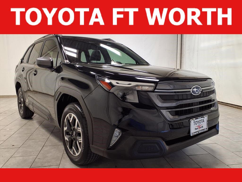 2025 Subaru Forester Premium Crossover AWD