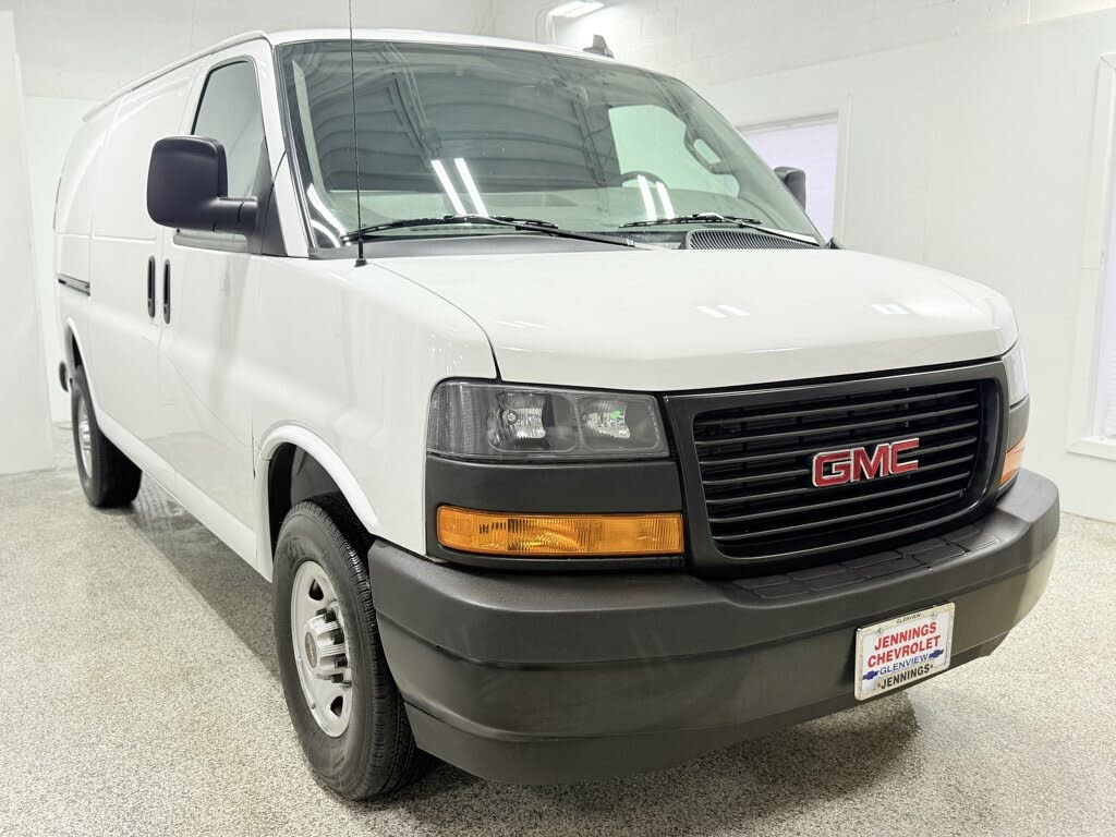 2023 GMC Savana Cargo 2500 RWD