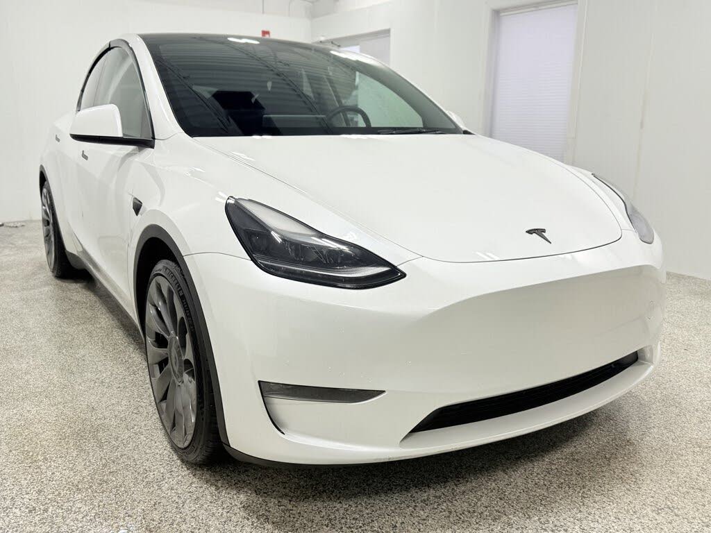 2023 Tesla Model Y Performance AWD