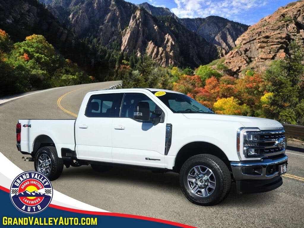 2024 Ford F-250 Super Duty Lariat Crew Cab 4WD