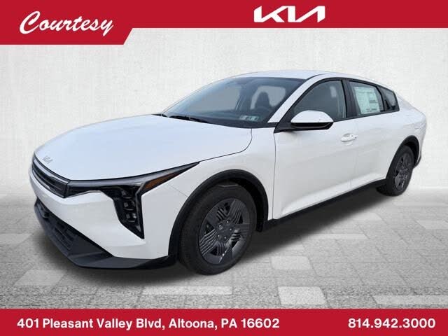 2025 Kia K4 LX FWD