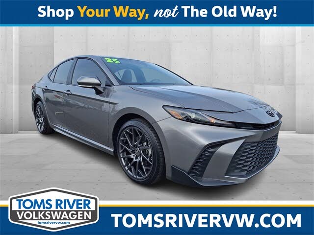 2025 Toyota Camry SE AWD