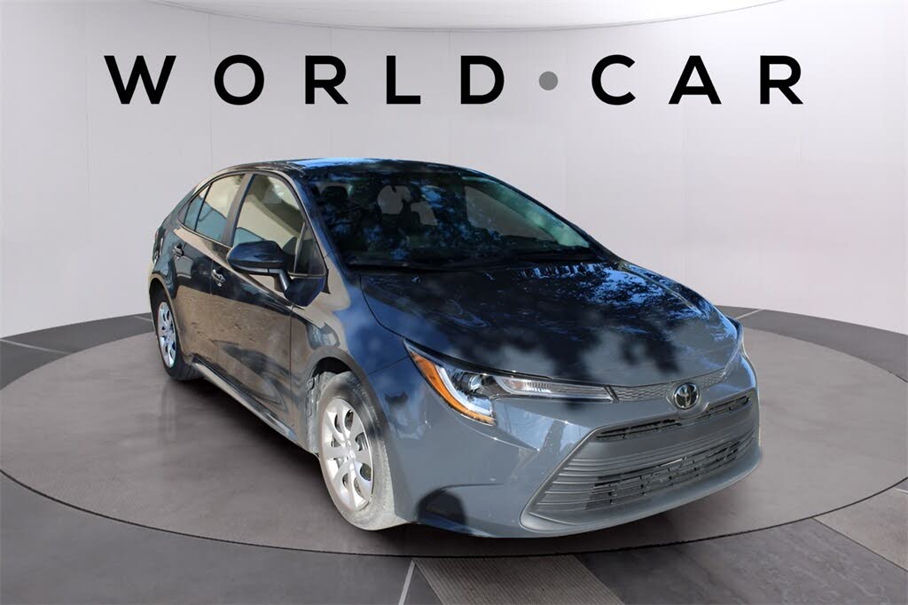 2025 Toyota Corolla LE FWD