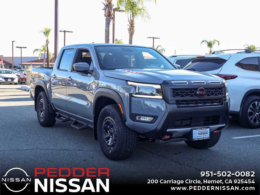 2026 Nissan Frontier PRO-4X Crew Cab 4WD