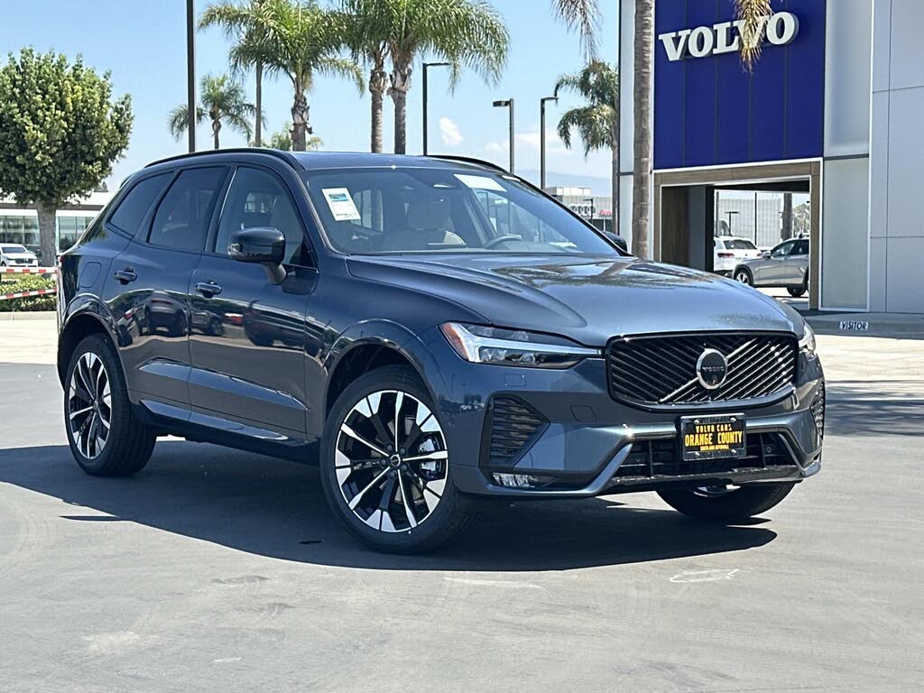 2026 Volvo XC60 B5 Plus AWD