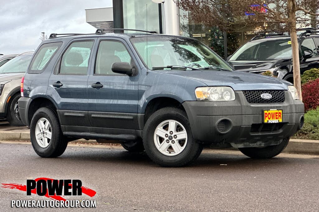 2005 Ford Escape XLS AWD