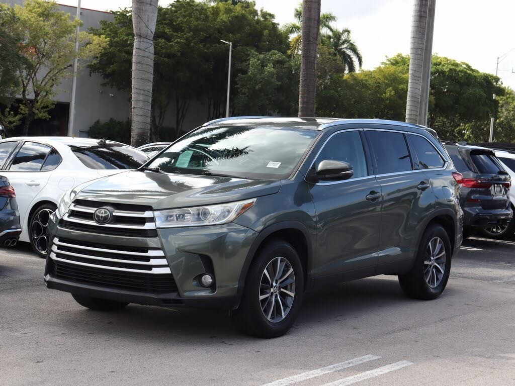 2019 Toyota Highlander XLE FWD