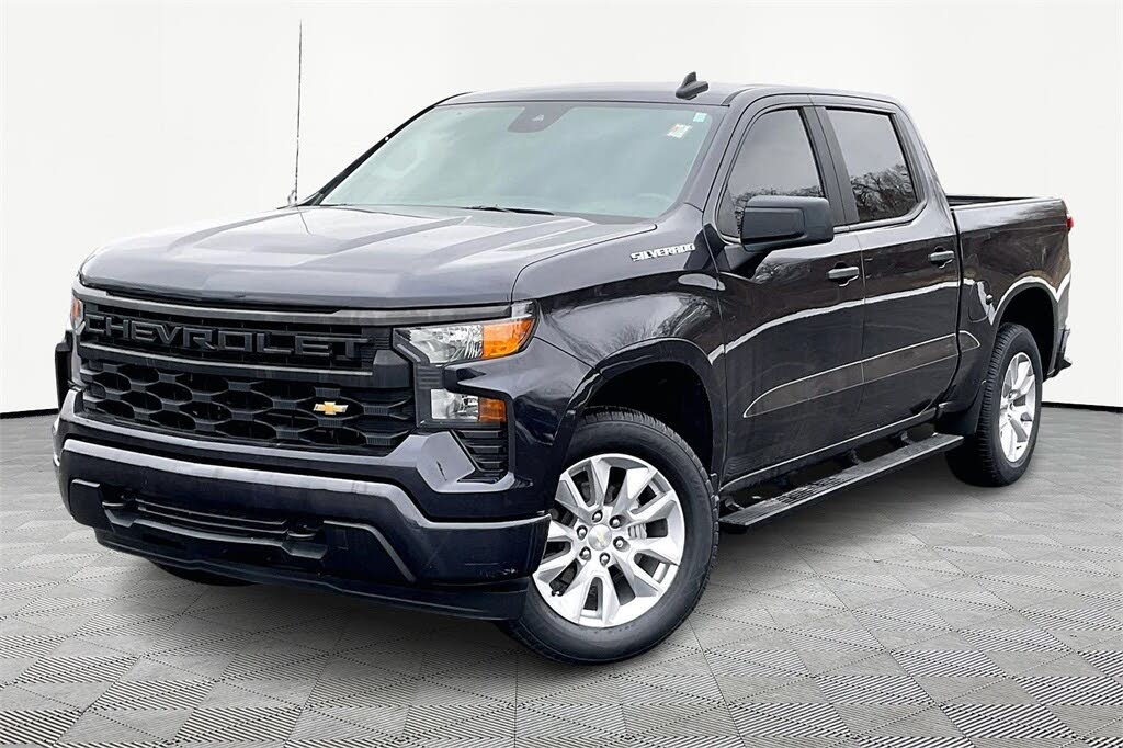 2022 Chevrolet Silverado 1500 Custom Crew Cab 4WD