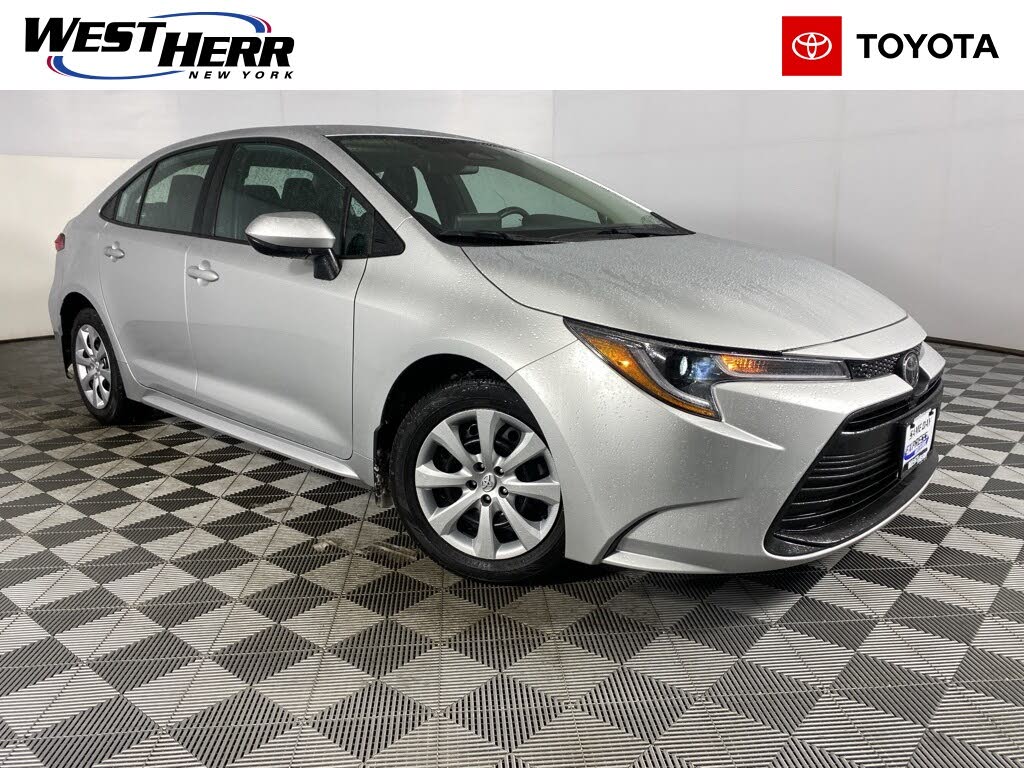 2023 Toyota Corolla LE FWD