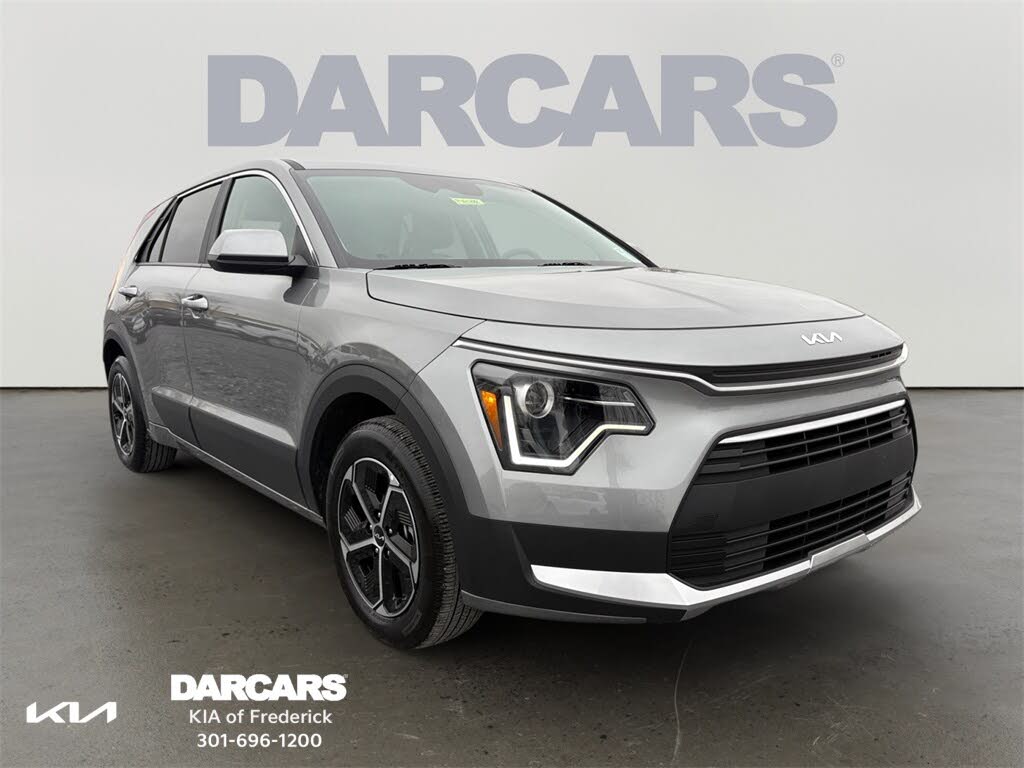 2024 Kia Niro LX FWD