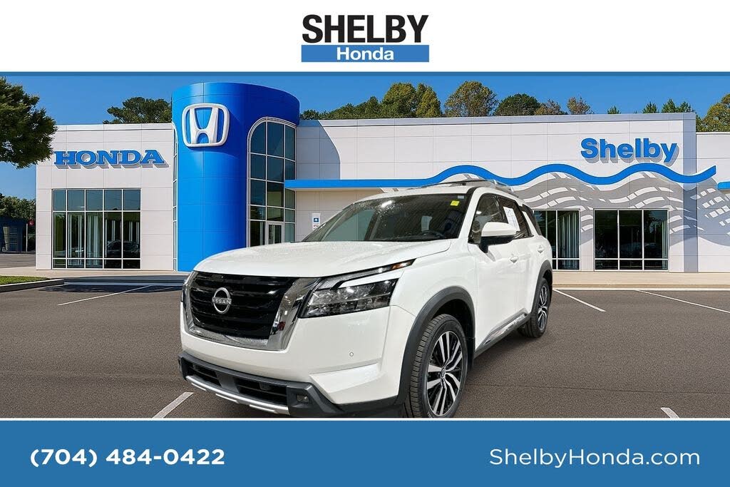 2024 Nissan Pathfinder Platinum FWD