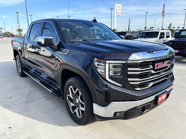 2025 GMC Sierra 1500 SLT Crew Cab RWD