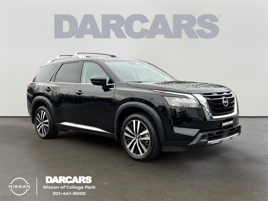 2025 Nissan Pathfinder Platinum 4WD