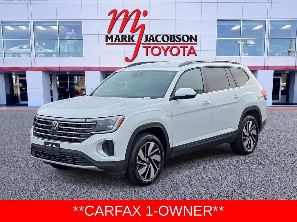 2025 Volkswagen Atlas SE FWD with Technology
