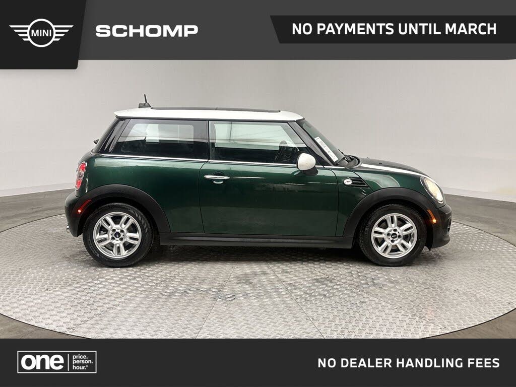 2013 MINI Cooper Hatchback FWD