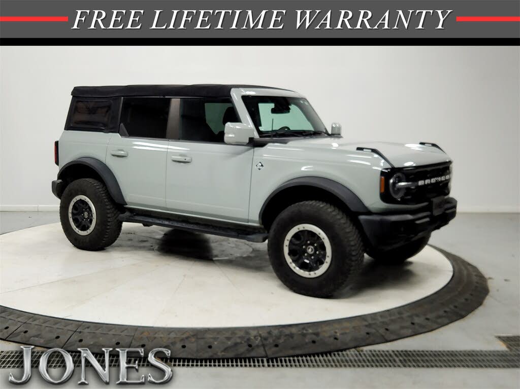 2022 Ford Bronco Outer Banks Advanced 4-Door 4WD