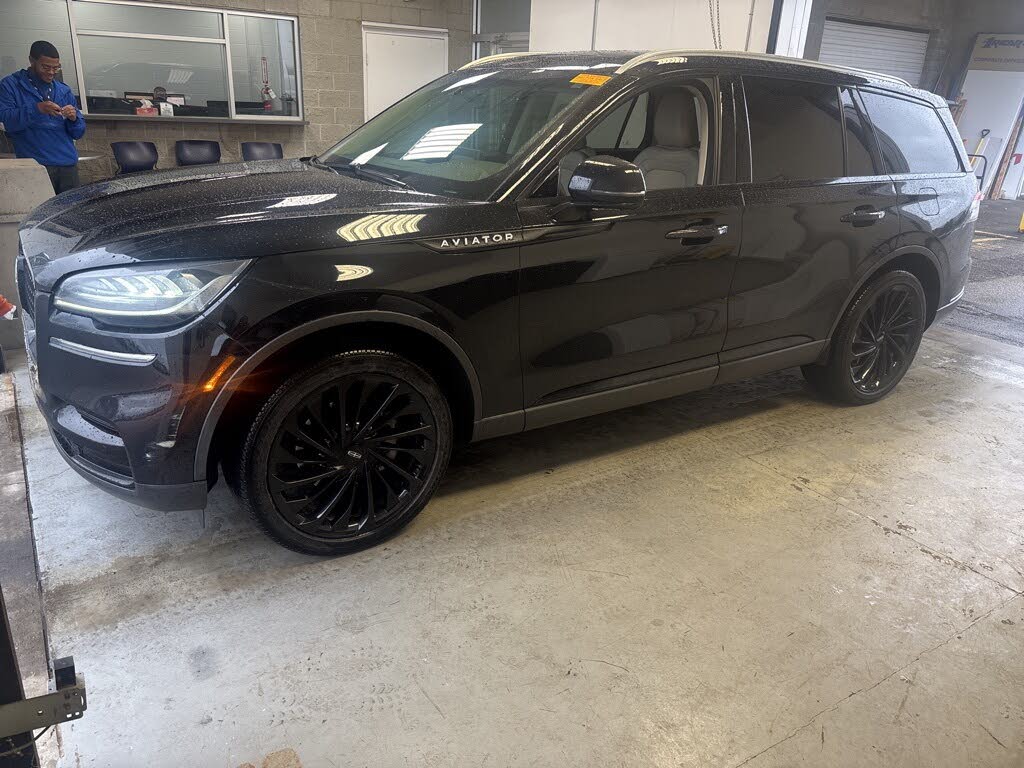 2023 Lincoln Aviator Reserve AWD