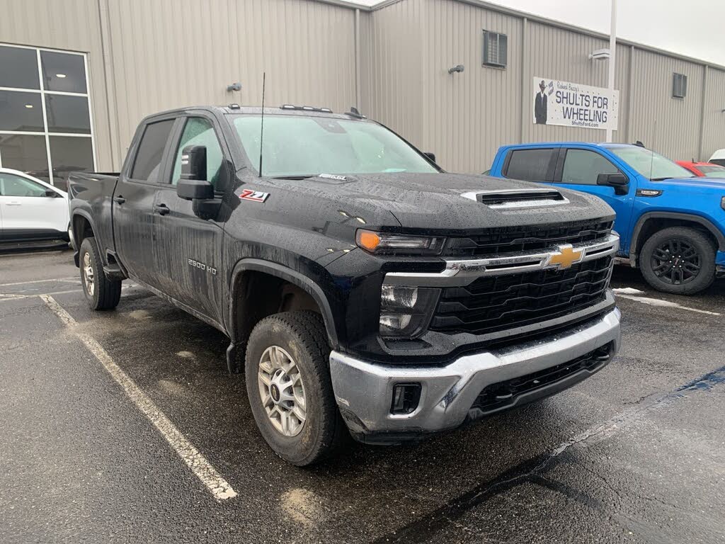 2024 Chevrolet Silverado 2500HD LT Crew Cab 4WD