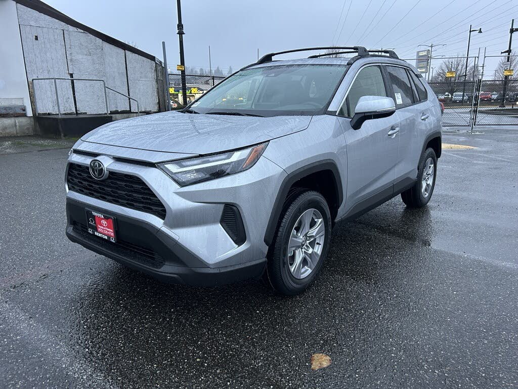 2025 Toyota RAV4 XLE AWD