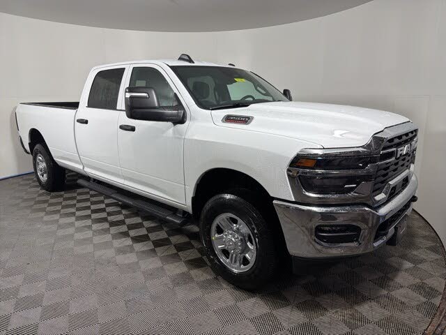 2026 RAM 3500 Tradesman Crew Cab LB 4WD