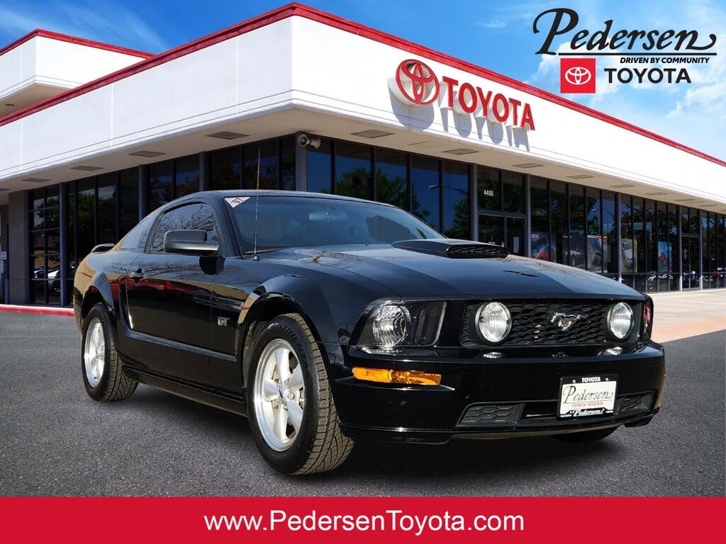 2007 Ford Mustang GT Premium Coupe RWD