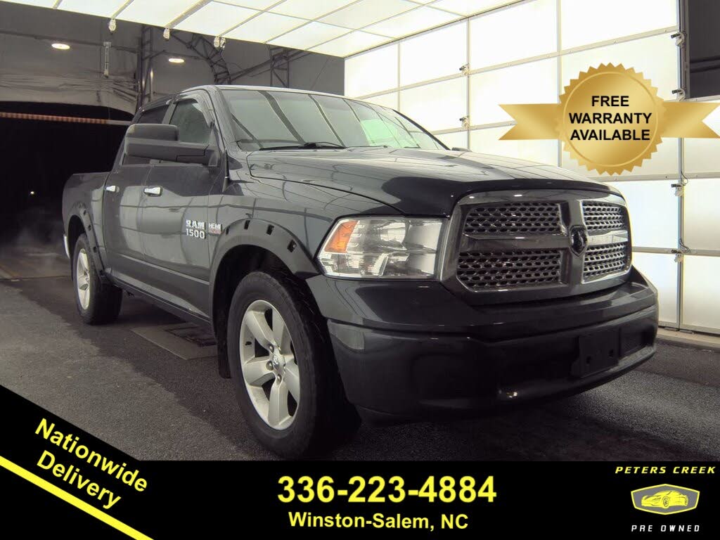2016 RAM 1500 SLT Crew Cab 4WD
