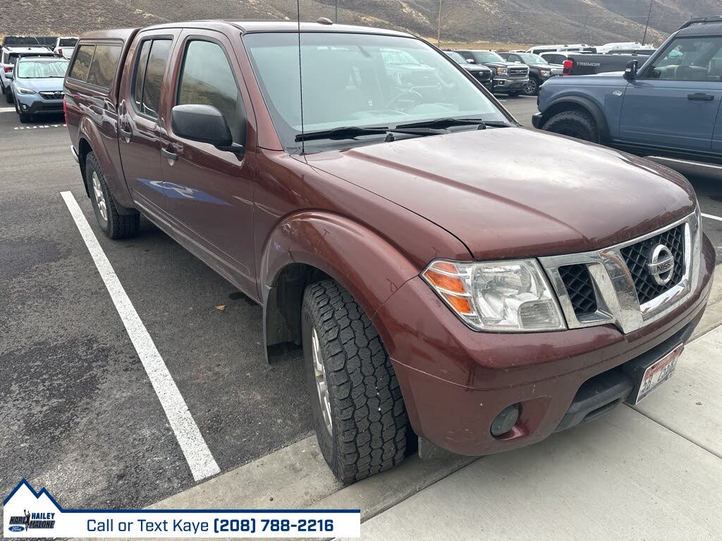 2017 Nissan Frontier SV V6 Crew Cab 4WD