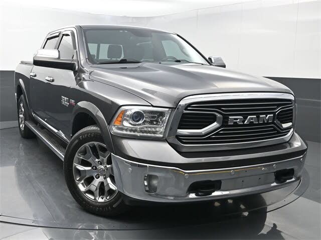 2017 RAM 1500 Laramie Limited Crew Cab 4WD