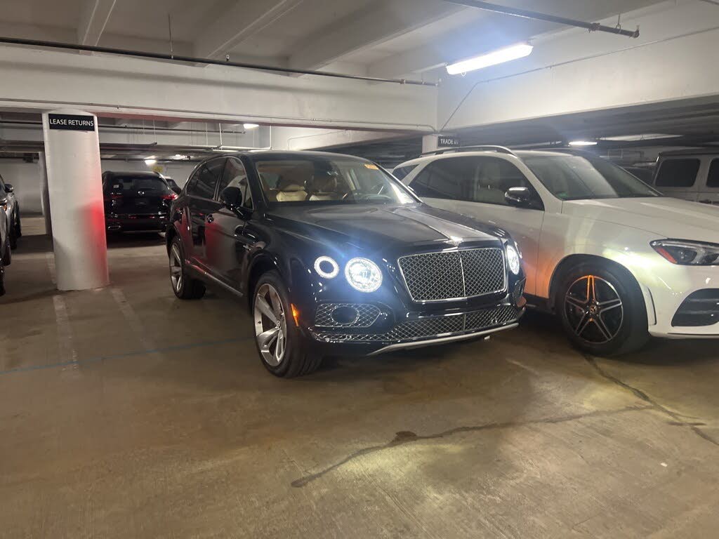 2018 Bentley Bentayga W12 Signature Edition AWD
