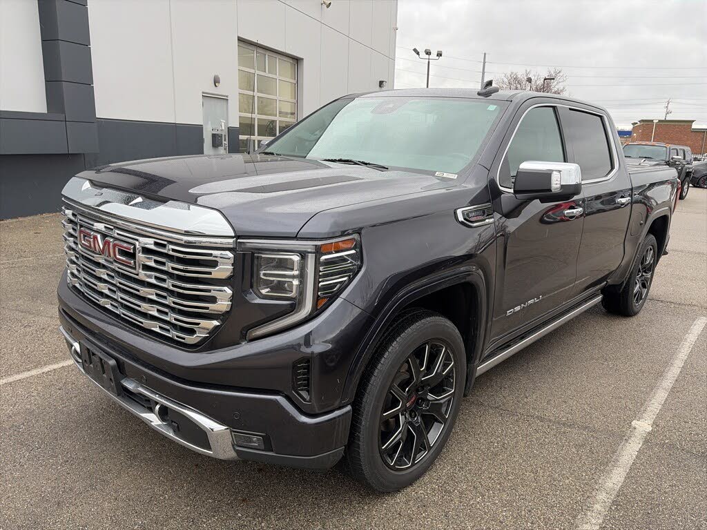 2022 GMC Sierra 1500 Denali Crew Cab 4WD