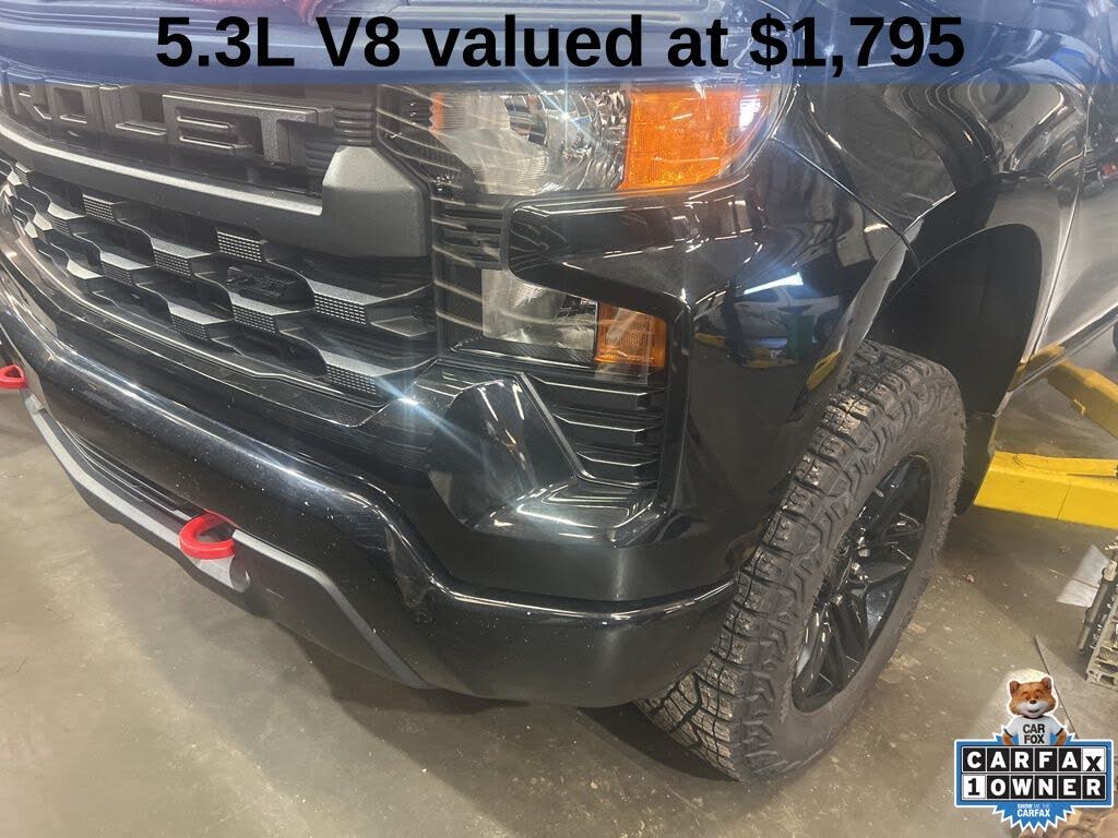 2023 Chevrolet Silverado 1500 Custom Trail Boss Crew Cab 4WD